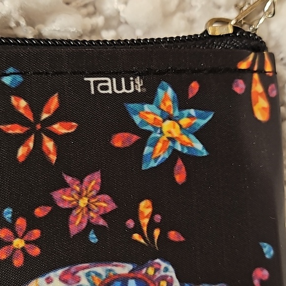 Tawi Skull Wallet - Picture 4 of 14